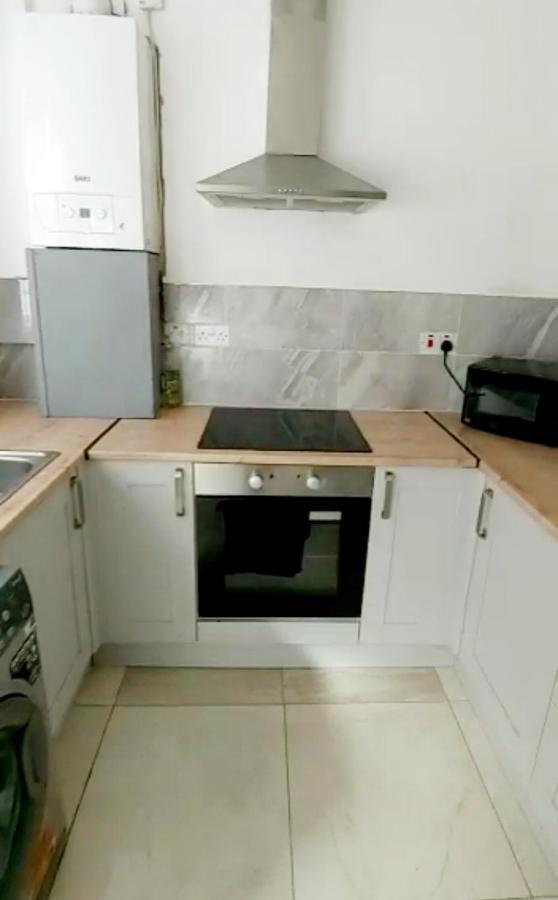 Entrepreneur Stays - 8 Guest House Liverpool Bagian luar foto